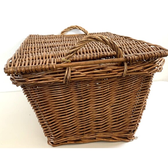 Gift Tree Wicker Basket Lift-Off Lid Storage Picnic Basket Handles w/Gift Tag - Picture 4 of 13